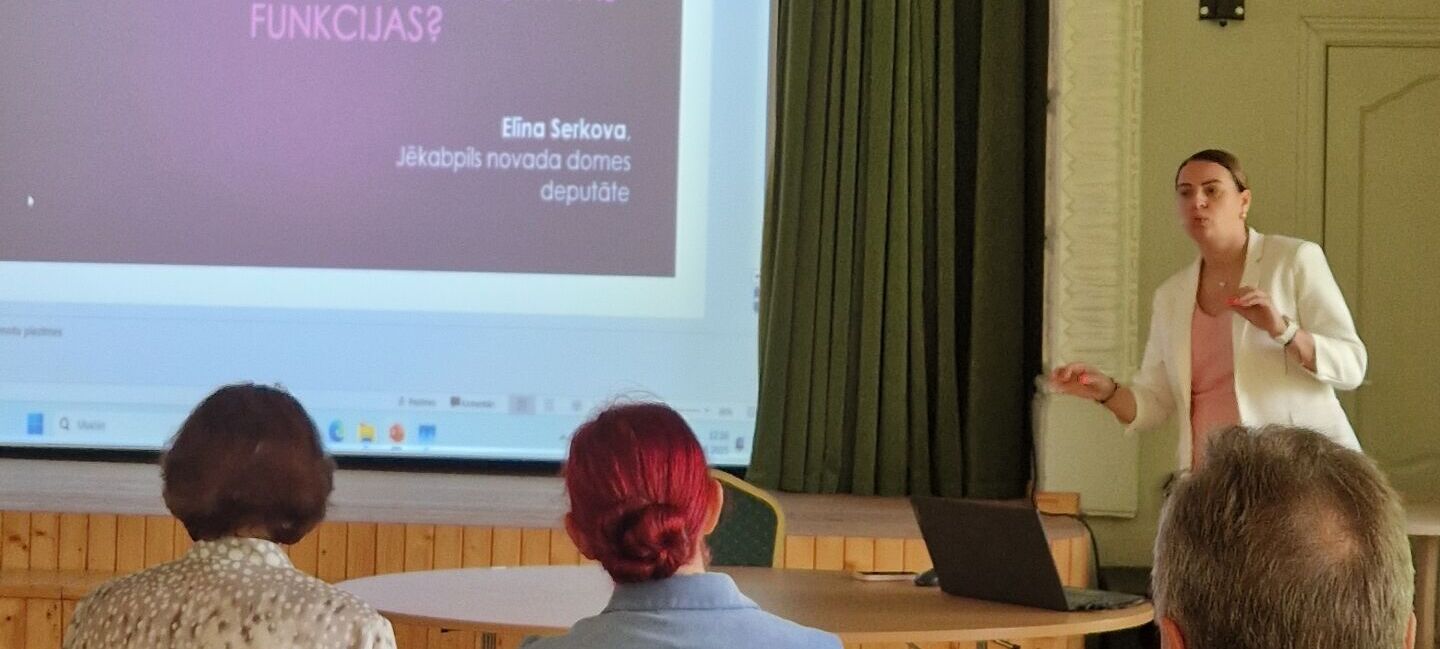 Krustpils seniori diskutē par līdzdalību un dzīves kvalitātes uzlabošanu